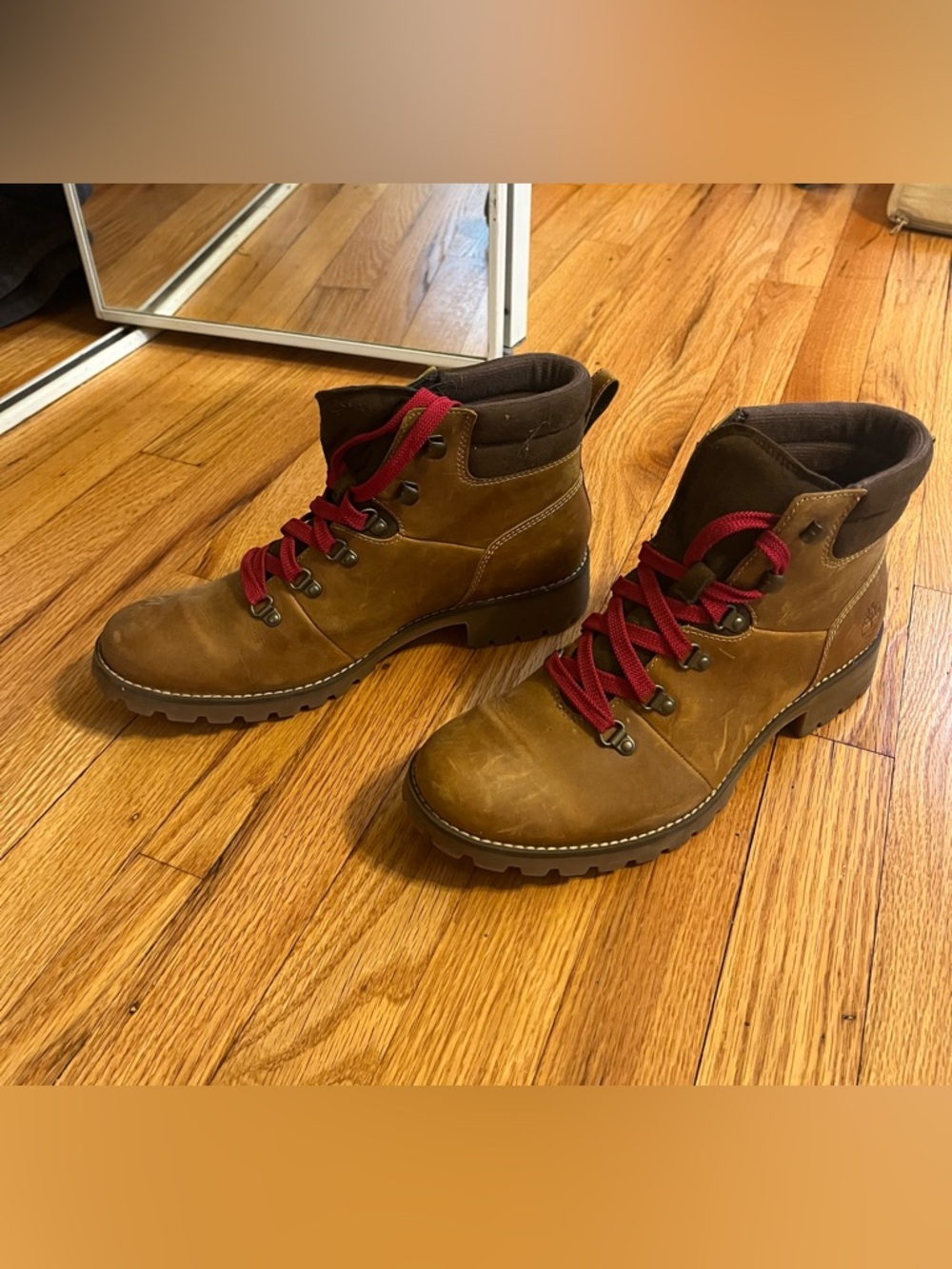 Size 10 Women’s Timberland Boots